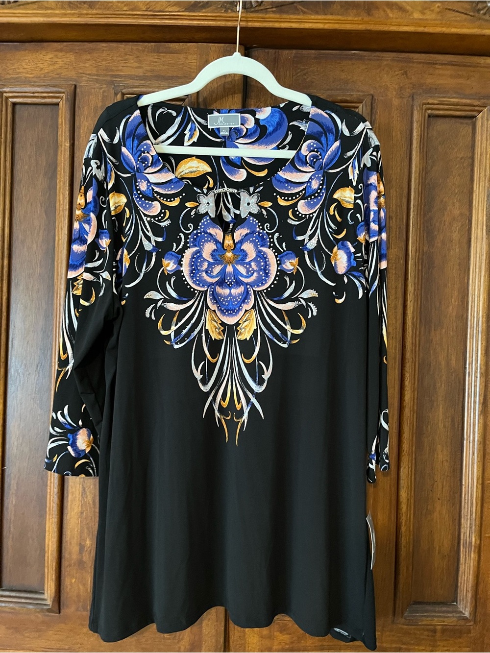 JM Collection.. XLG top